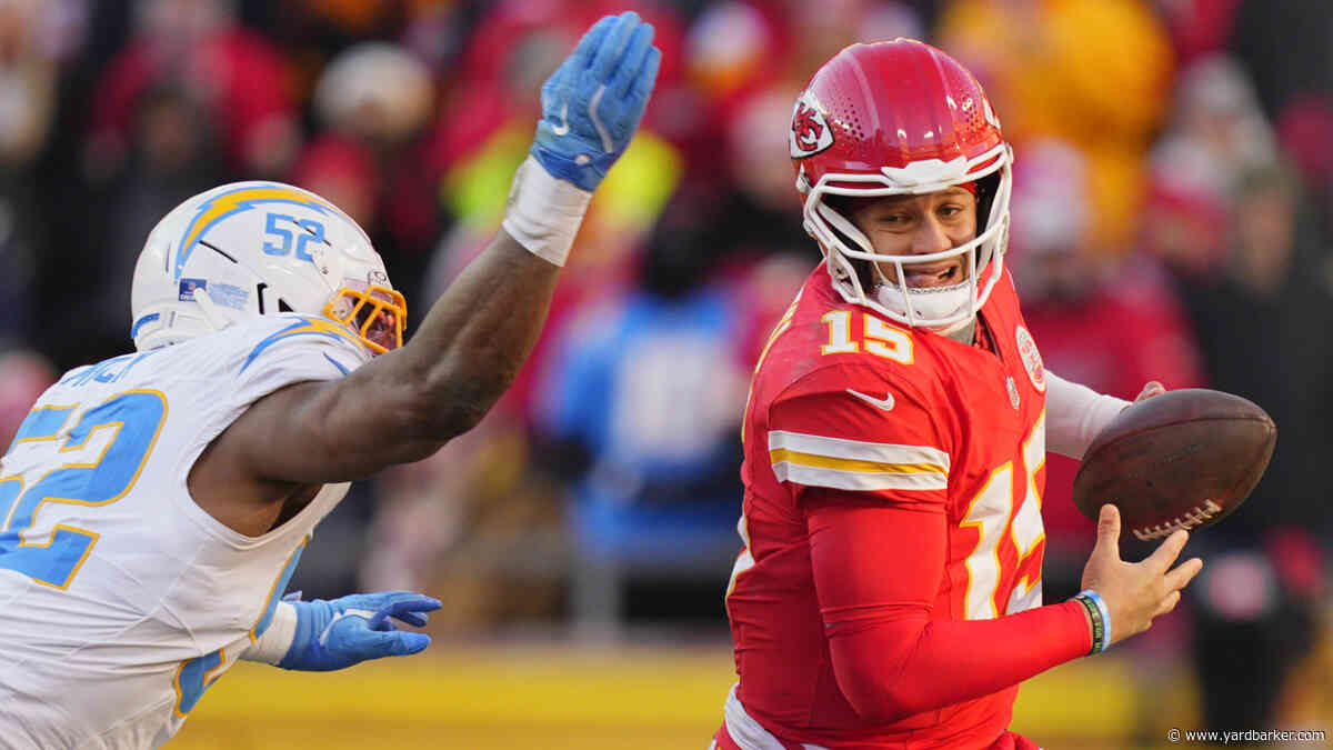 AFC West unanswered questions: How much will Patrick Mahomes' injury impact the Chiefs?