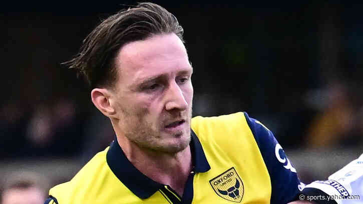 Bolton sign Rangers defender Davies