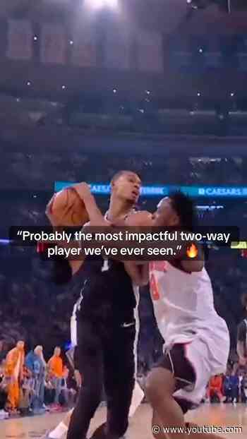 DWade calls Wemby the most impactful two-way player we’ve ever seen 👀