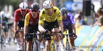 Wout van Aert lacht na mislukte sprintkans: “Goed om de benen te strekken”