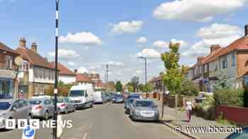 Seven murder arrests after man stabbed to death