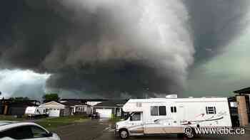 Southern Manitoba drenched in wild night of stormy weather, possible tornadoes