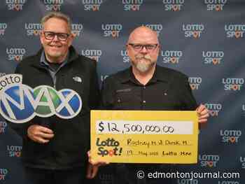 'I couldn't believe it': Alberta friends split $12.5 million lottery win