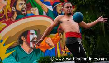 Celebrations clash with social tensions in Mexico on the eve of the World Cup