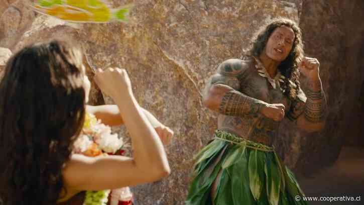 Dwayne Johnson vuelve a cantar y bailar en el tráiler del live-action de "Moana"