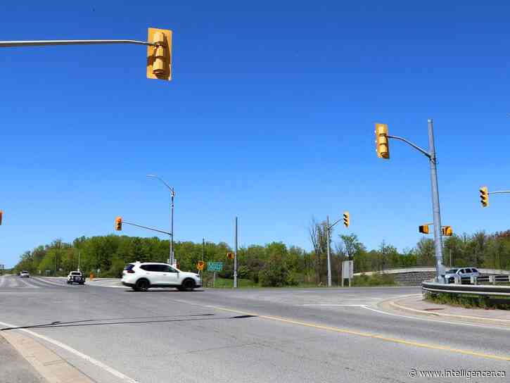 Ontario transportation ministry conducting safety review of intersection of Hwys. 62 and 7