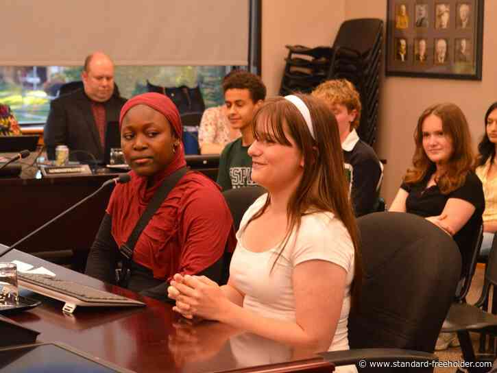 Cornwall Youth Ambassador Committee talks about leadership, taxes