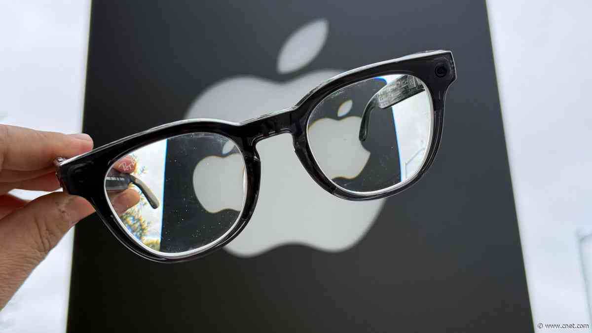 Hey Siri, You're the Framework for Apple's Smart Glasses Now