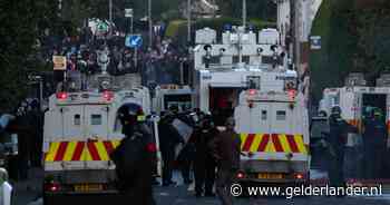 Opnieuw demonstraties in Noord-Ierland na mesaanval, betogers gooien stenen naar politie