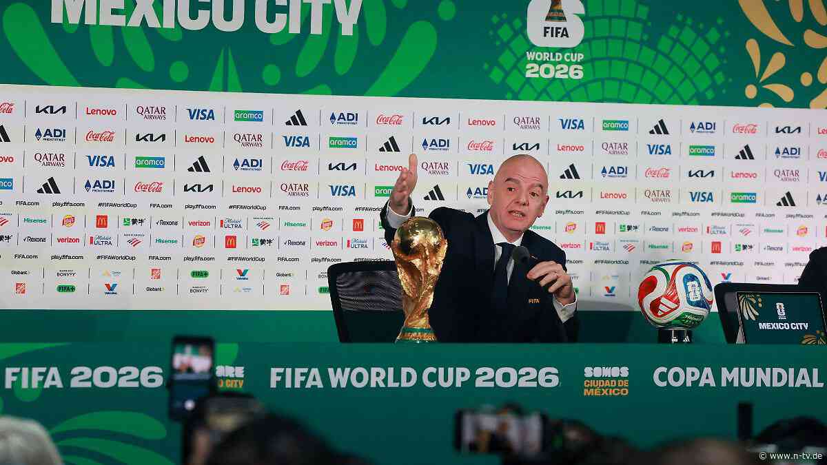 "Nicht die Könige der Welt": Von Jesus zu Büßer: Der Verfall des Gianni Infantino
