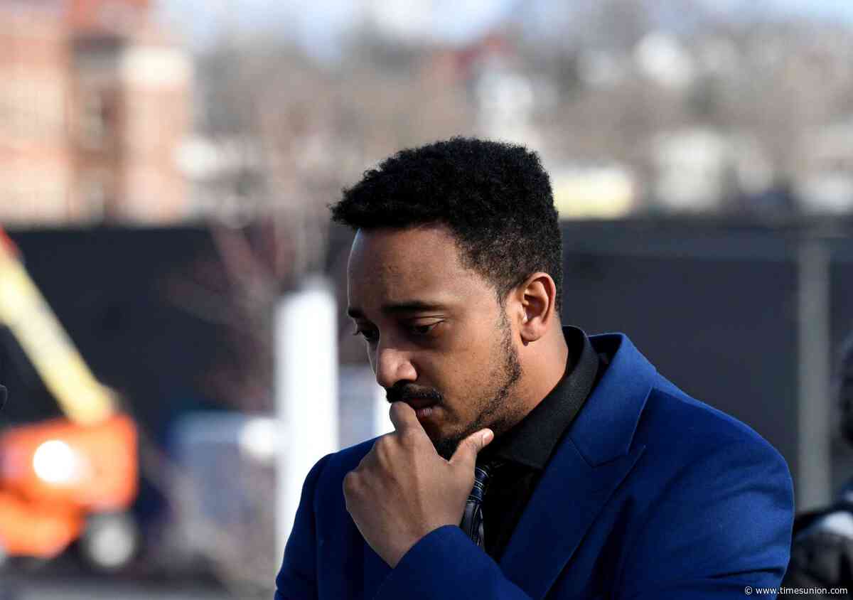Police investigate knife blade found in Schenectady councilman’s tire