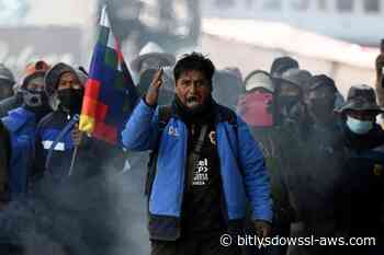 Manifestantes y fuerzas de seguridad se enfrentan en La Paz en medio de protestas contra el gobierno boliviano