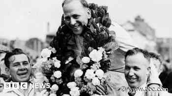 The airfield where motor racing returned after WW2