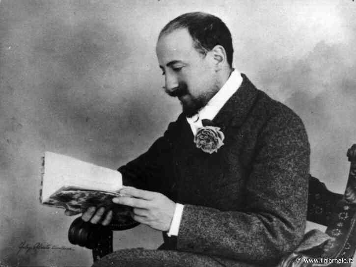 Mito, feticcio, fastidioso o "commediante". D'Annunzio e il rapporto con la destra
