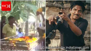 Bharathiraja's mortal remains reach Theni - VIDEO