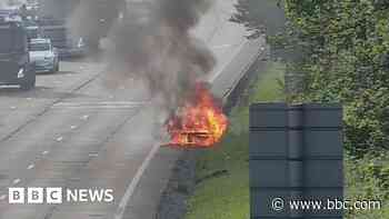Long delays after car fire partially shuts M25