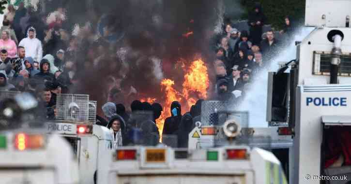 Belfast riots latest: Water cannons used on rioters during second night of violence