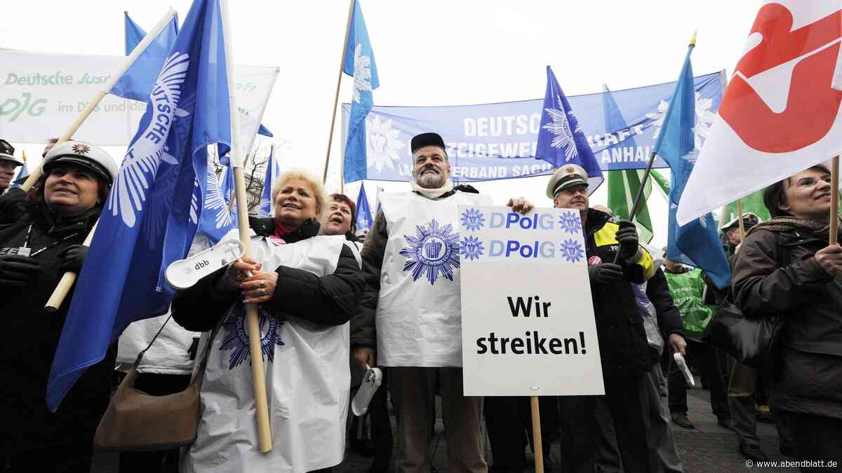 Lehrer und andere Beamte in Hamburg bekommen mehr Geld – bleiben aber unzufrieden