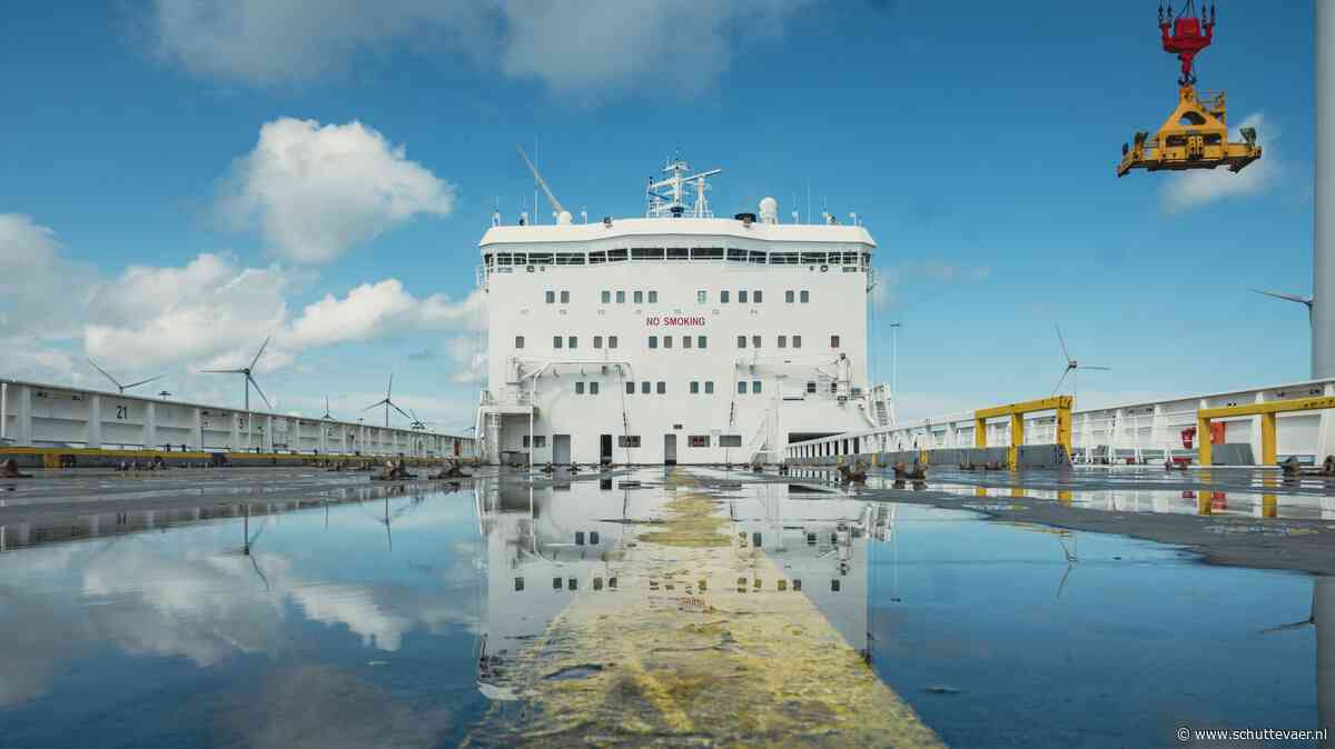 Met ConRo-schip Trica van Spliethoff kan Defensie wereldwijd materieel afleveren