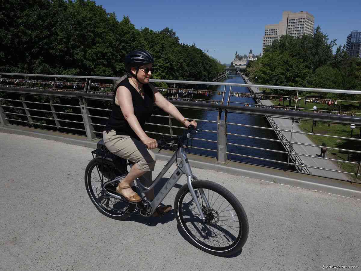 First-time e-biker hails no-sweat way to see downtown Ottawa