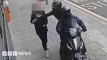 Met Police calls on tech firms to make stolen phones unusable