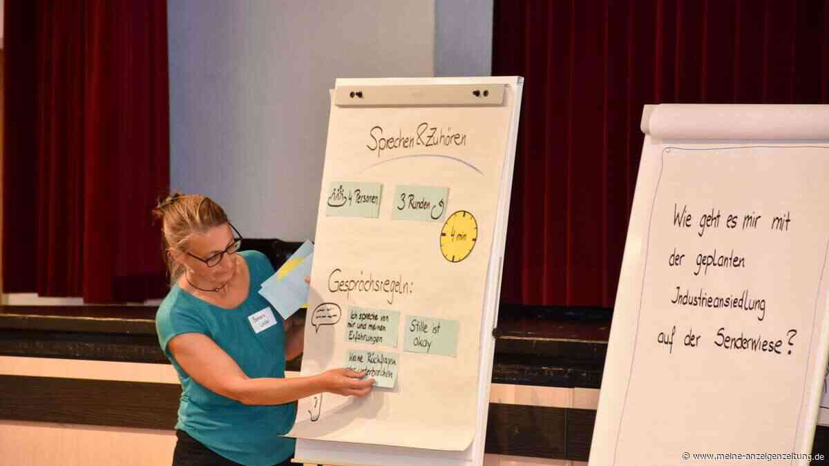 Überraschung bei Dialogabend zu Rüstungsunternehmen – viele Bürger verlassen den Saal
