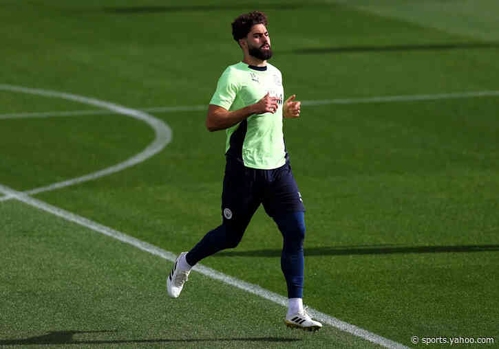 Blow for Barcelona as Manchester City optimistic on renewing defensive target’s contract