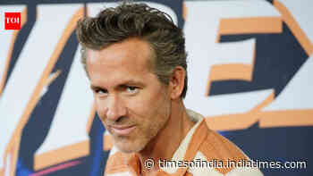 Ryan Reynolds recalls drunk driver crash at 18