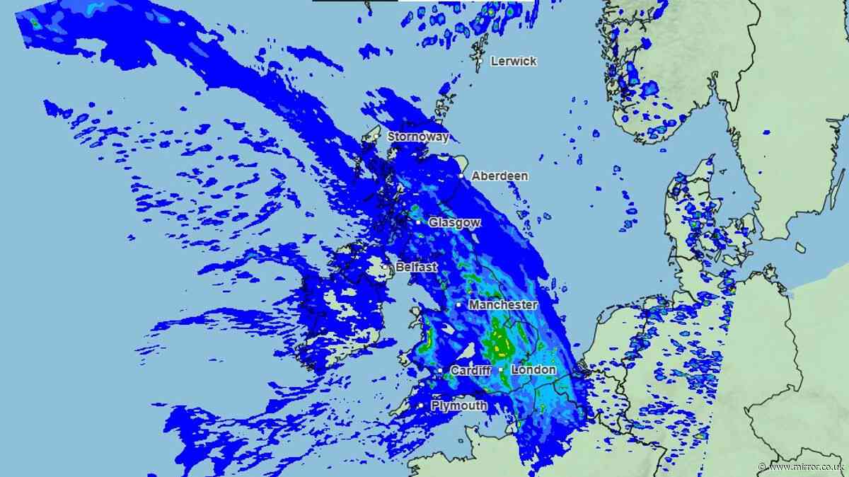 Met Office weather maps show 800 mile band of rain engulfing UK - 14 areas to be hit