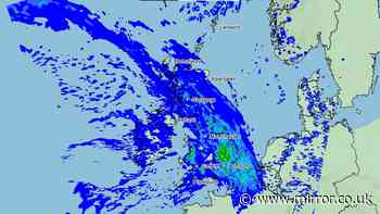 Met Office weather maps show 800 mile band of rain engulfing UK - 14 areas to be hit