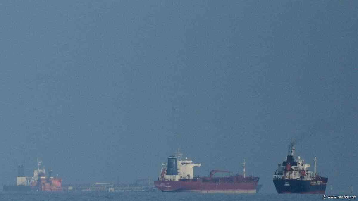 Iran verschärft Hormus-Dilemma: Trump spricht von „geheimer Mission“ – doch Nadelöhr lässt Welt zittern