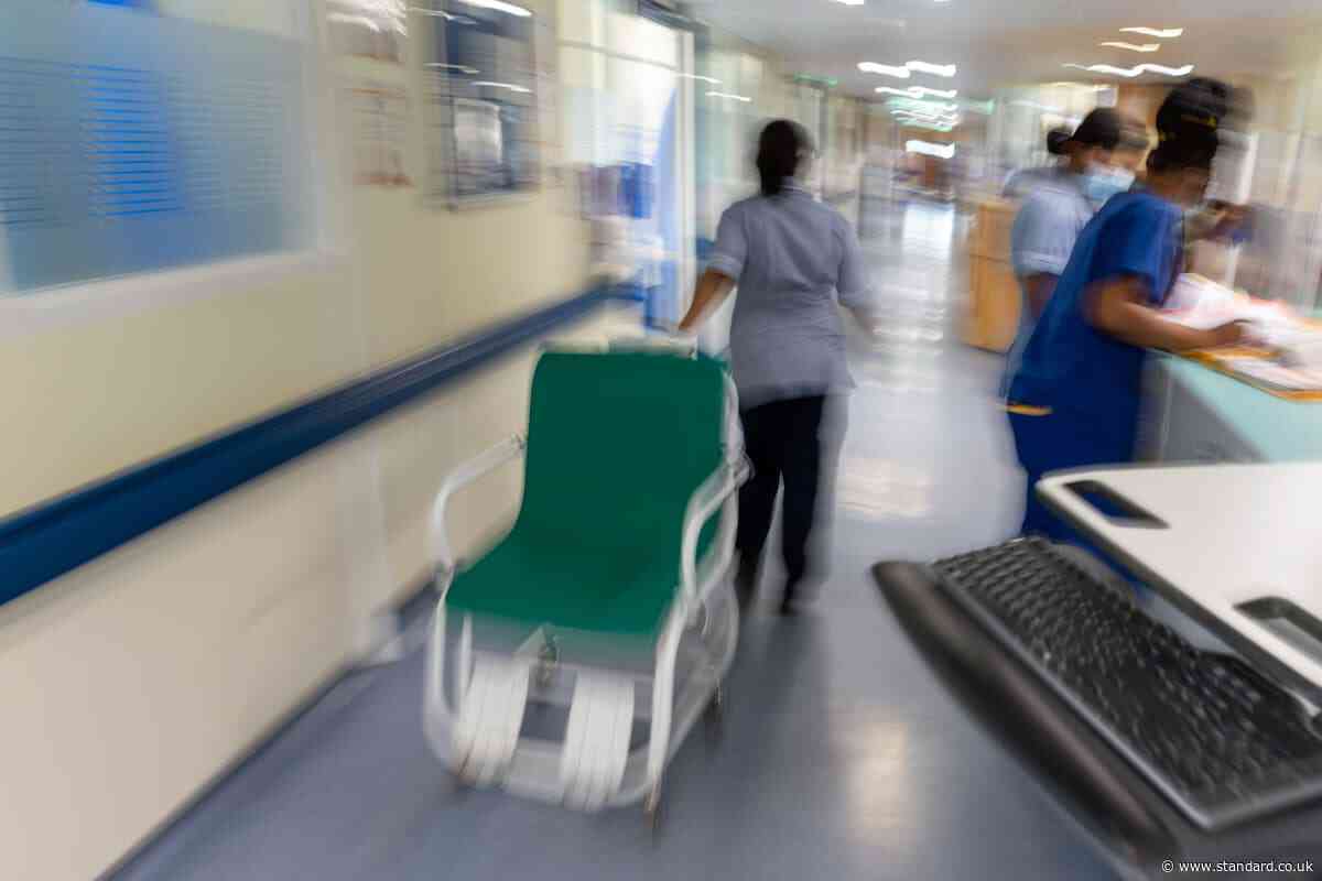 Nearly 3,000 patients cared for in corridors or makeshift areas every day – data