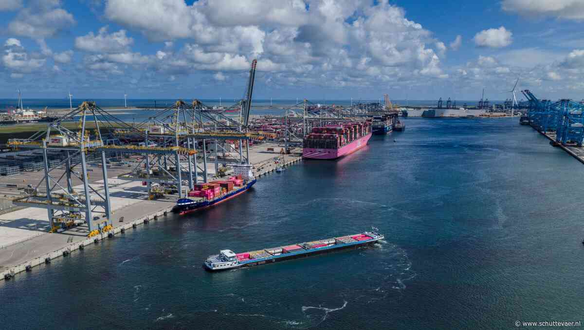 Binnenvaartschip Letitia vaart autonoom tussen terminals in Rotterdamse haven