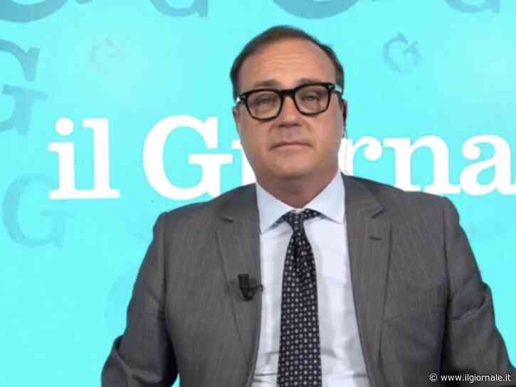 “Tornate sulla Terra…”. Il consiglio del direttore Cerno alla sinistra che propone i corsi per i taser Lgbtq e si indigna per uno striscione