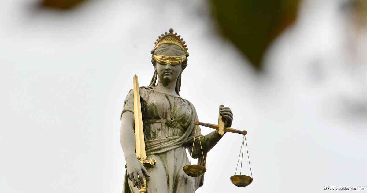 Vrouw (42) nam vier keer tieners mee, rechter wil extra onderzoek