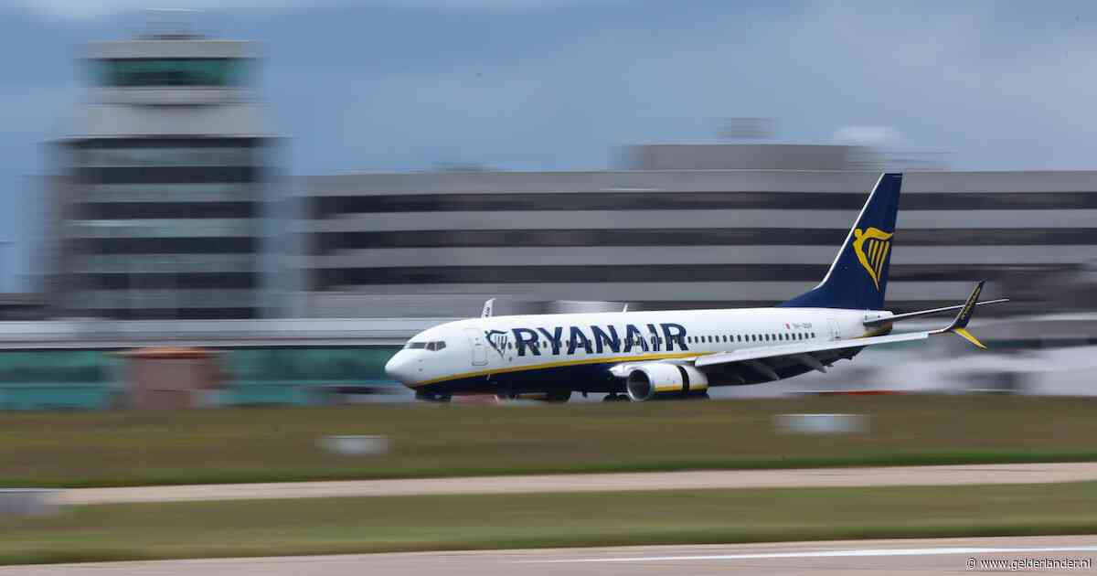 Ouders moeten bij RyanAir betalen om naast hun kinderen te zitten, Britse waakhond start onderzoek