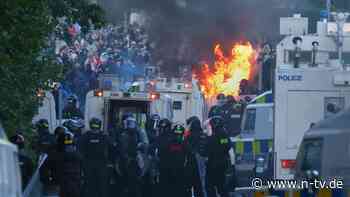 Mehrere Festnahmen in Belfast: Polizisten bei erneuten rassistischen Krawallen verletzt