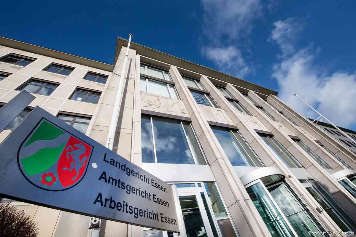 Erste Zivilprozesse um Sparkassen-Einbruch gestartet