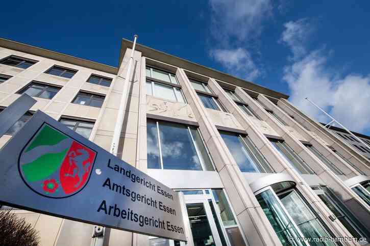 Erste Zivilprozesse um Sparkassen-Einbruch gestartet