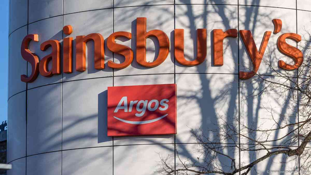 Shoppers love Sainsbury's £18 'no iron dress' so much they're going back for more