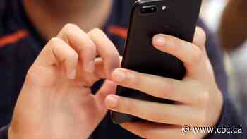 Ottawa threatens big tech with kids’ social media ban