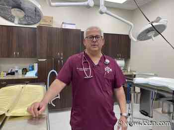 Vet offices crowding up as screwworm fears grow, but services are limited