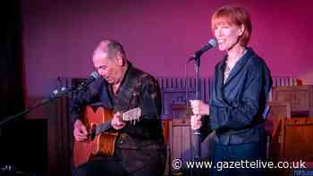 70's icon Kiki Dee calls Teesside audience back to seats after forgetting classic hit