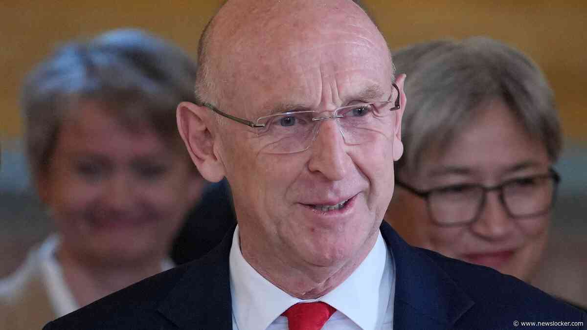 Vertrek minister van Defensie nieuwe dreun voor wankele Britse premier Starmer: ruzie om tientallen miljarden
