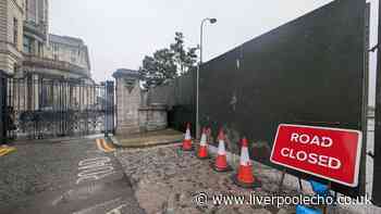 Huge green fences put up in Liverpool city centre