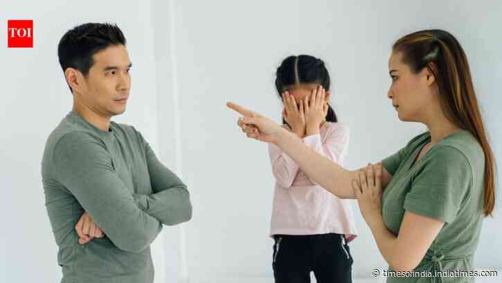 5 things fathers should never do and how these mistakes affect a child’s personality