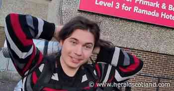 Hitchhiker who went viral for epic trip calls East Kilbride 'amazing' and 'perfect'