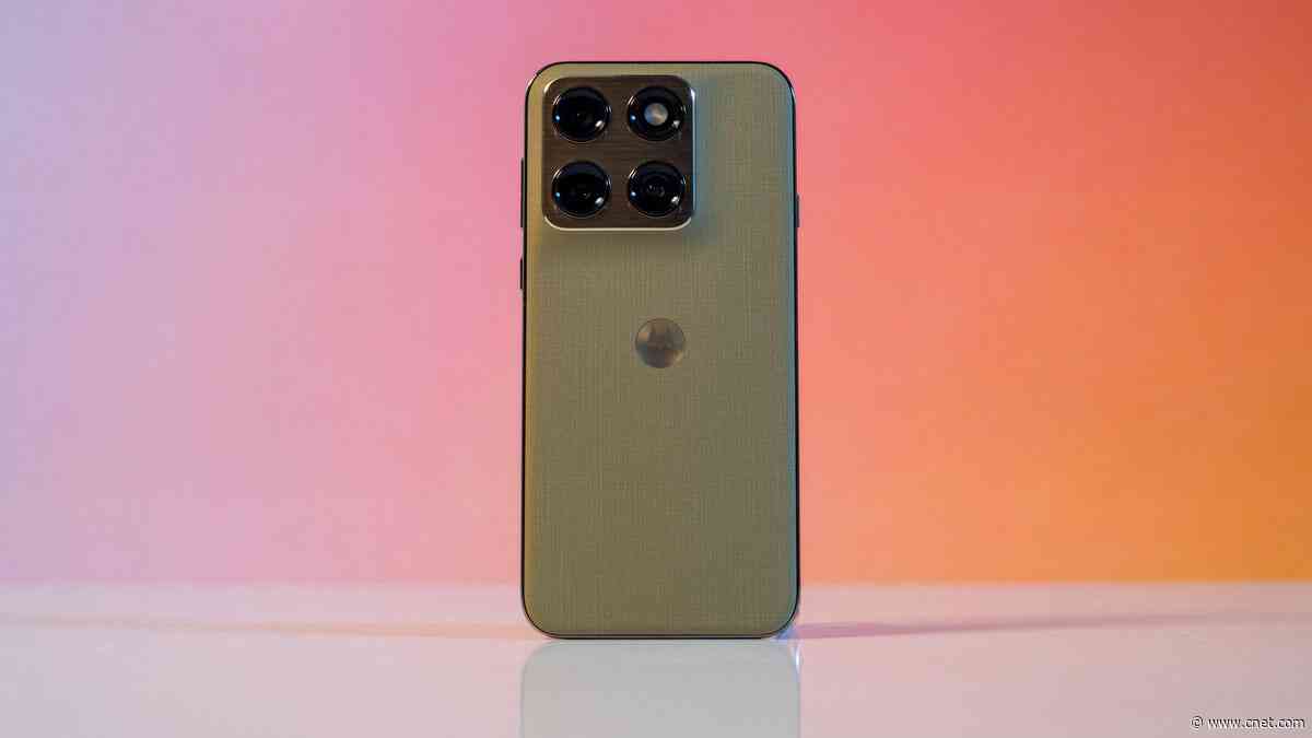 Motorola's New 2026 Edge Is Svelte, but I Hope It Tees Up Something Bigger