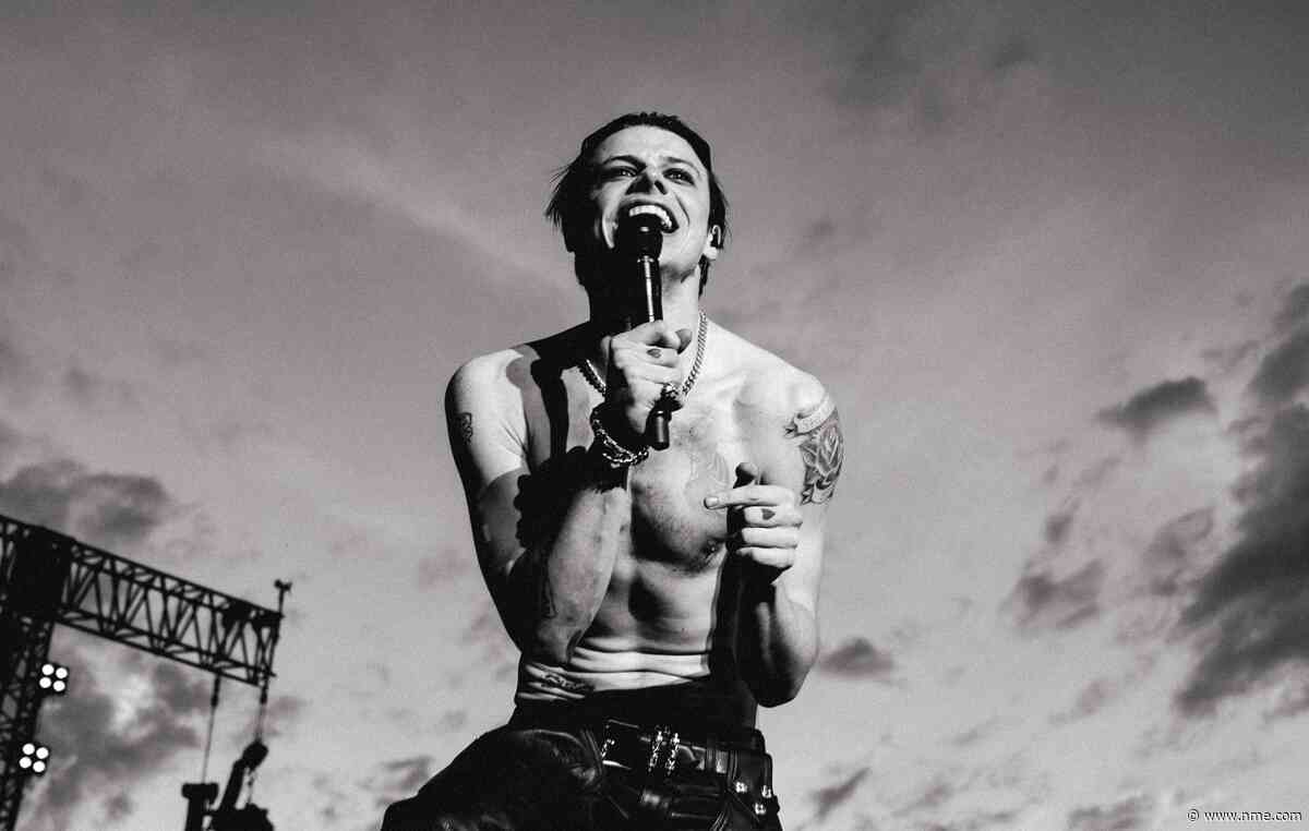 Yungblud teams up with War Child to raise money and change lives at Bludfest 2026
