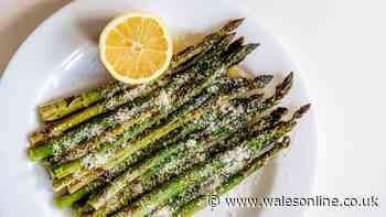 Roasted asparagus will be 'juicy' and flavourful when covered with 1 simple ingredient